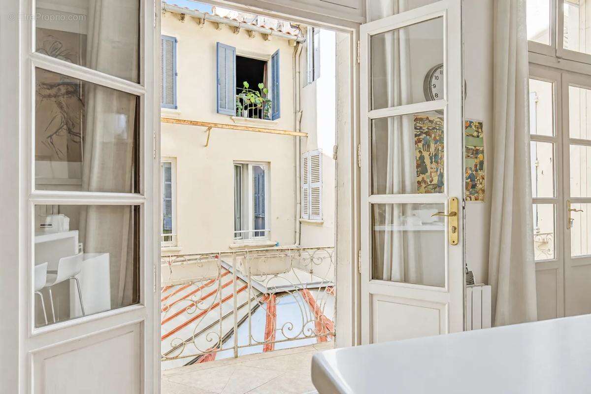 3 pièces de 82m² au cœur d'Avignon, vendu loué - photo 10