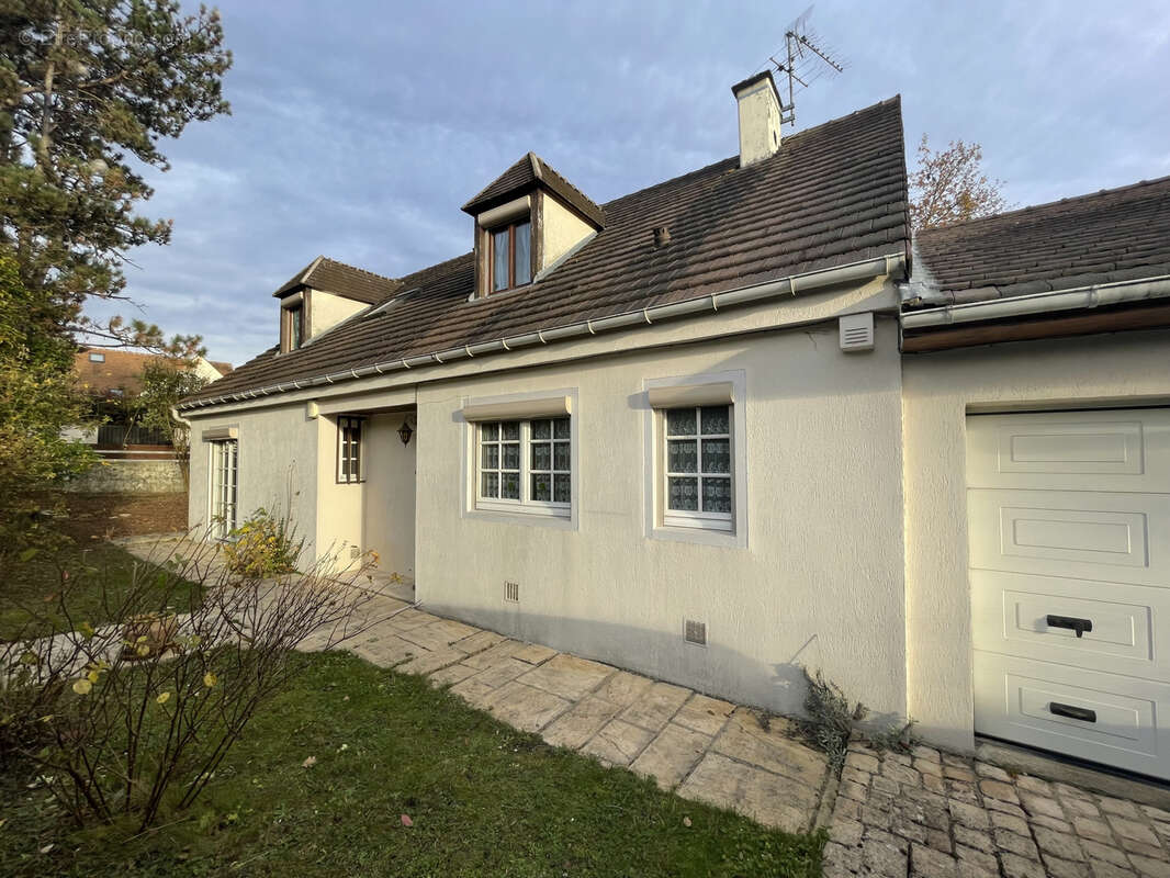 Maison à BOISSY-L&#039;AILLERIE