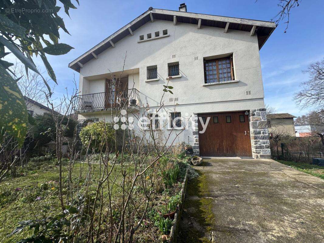 Maison 120 m² à Thiers  - photo 11