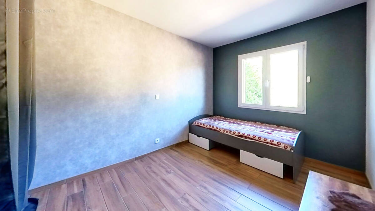 Maison à PARENTIGNAT