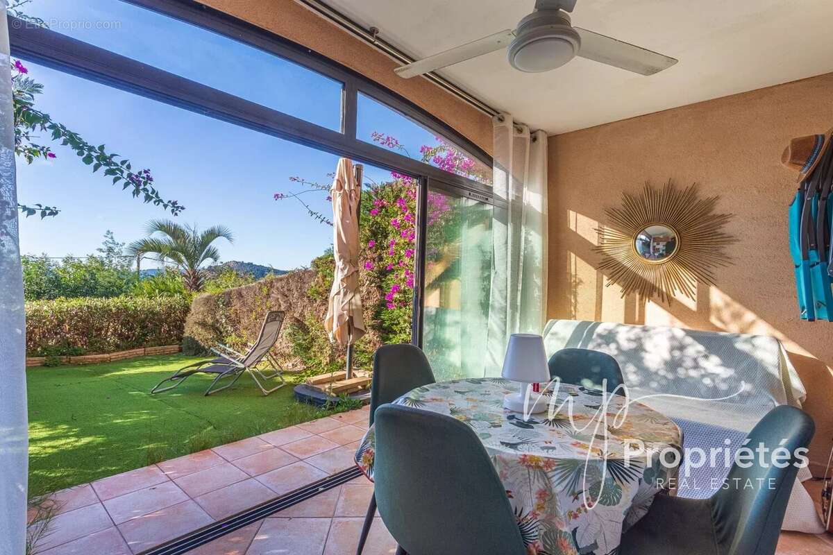 Appartement à RAYOL-CANADEL-SUR-MER