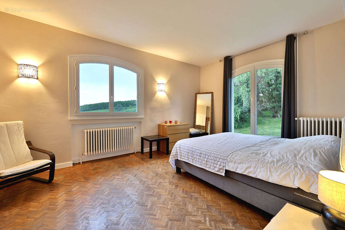 Maison à LA FOUILLOUSE