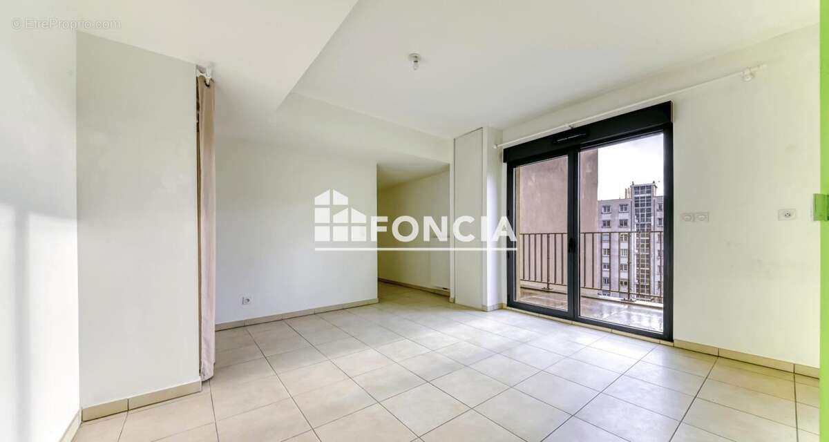 Appartement à LYON-7E