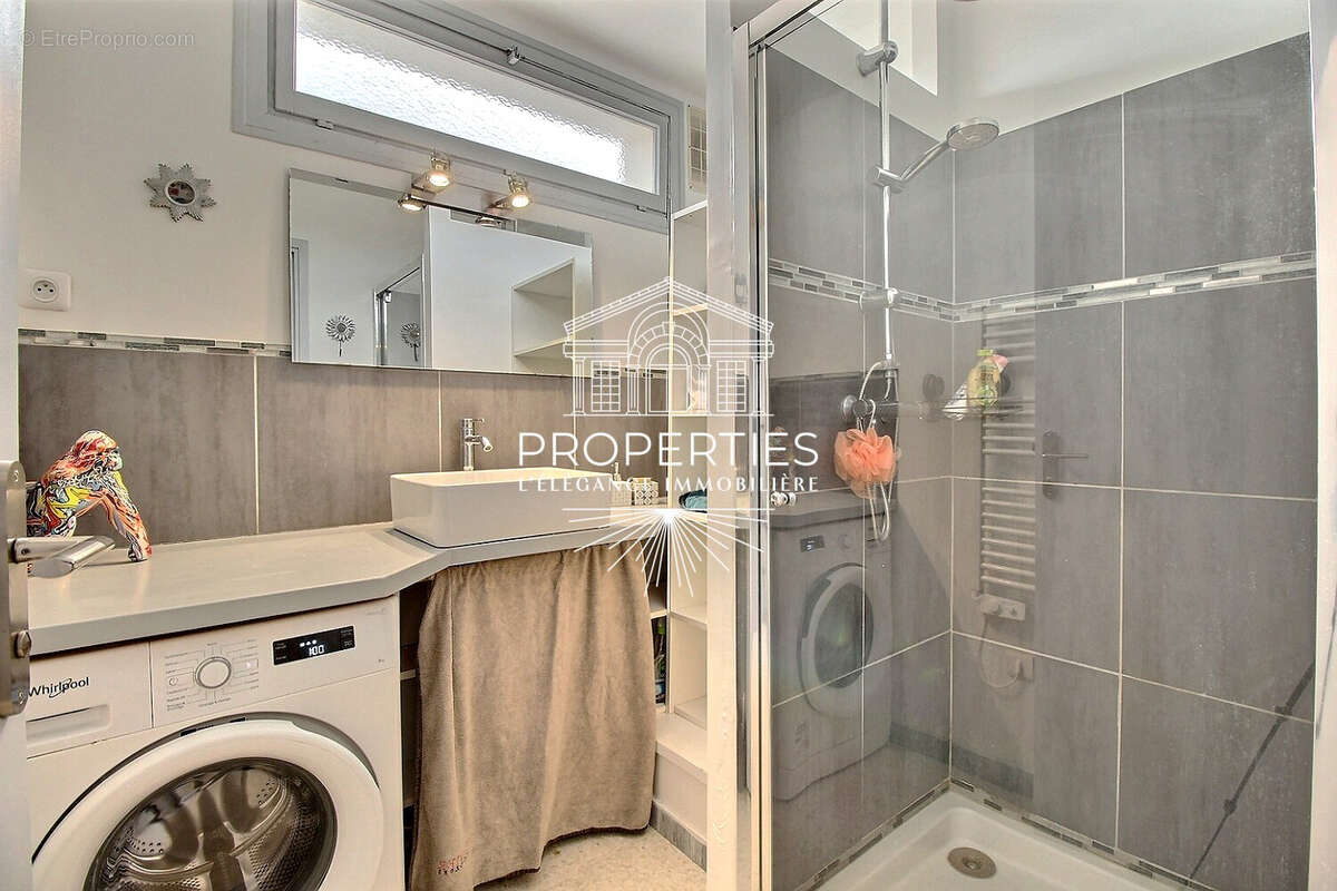 Appartement à LE LAVANDOU