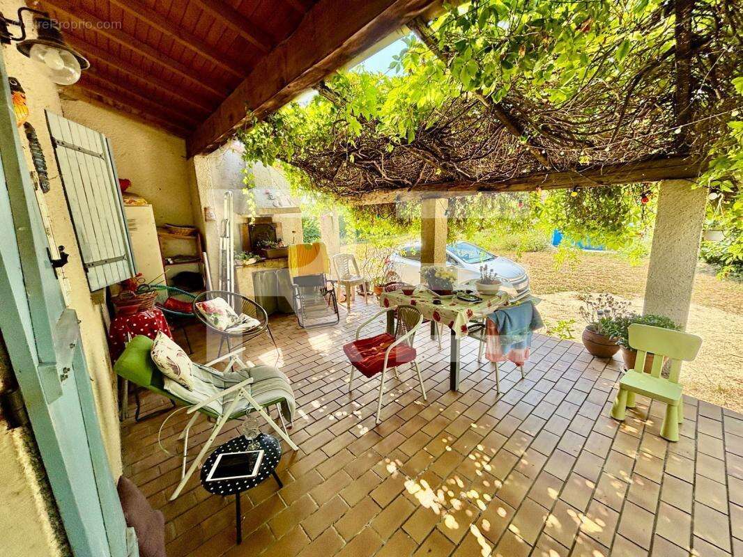 Maison à SAINT-BAUZELY