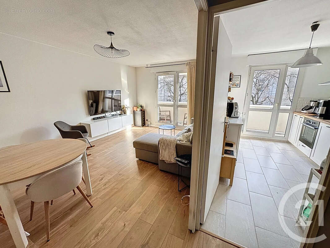 Appartement à LYON-7E