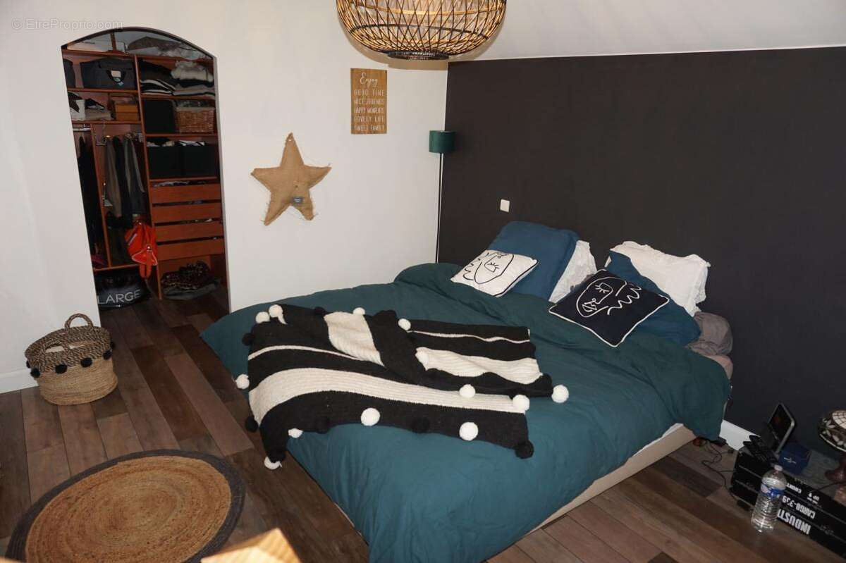 Maison à MORTAGNE-SUR-SEVRE