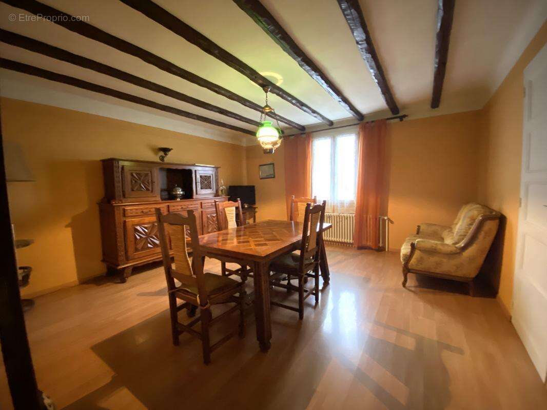 Maison à ROSNY-SUR-SEINE