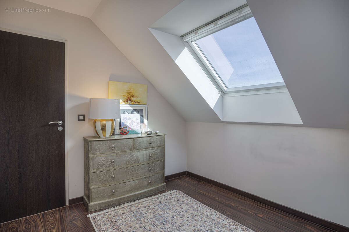 Appartement à POISY