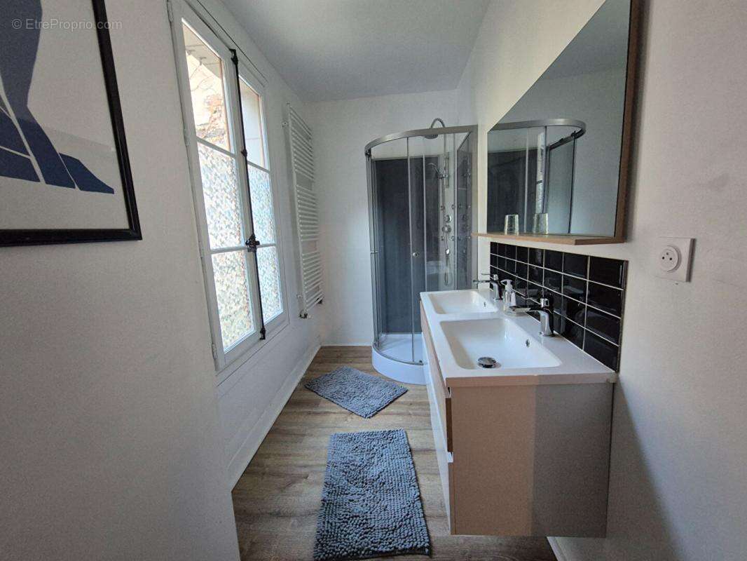 Maison à CHATEAU-RENAULT