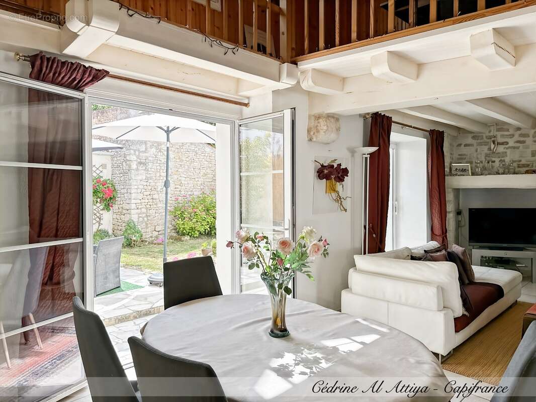 Propriété à vendre 318m2 habitables, 11 pièces, 7 chambres, parcelle de 1700m2 environ, jardin, garage, piscine, dépendances - photo 13