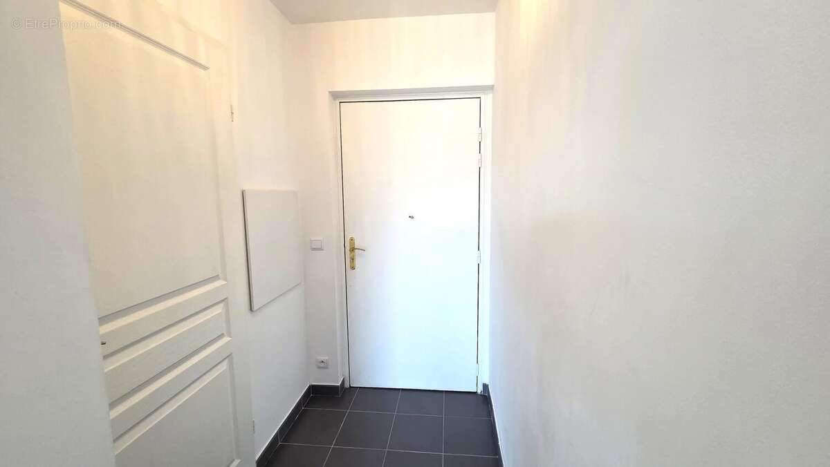 Appartement 19 m² à Chelles  - photo 3