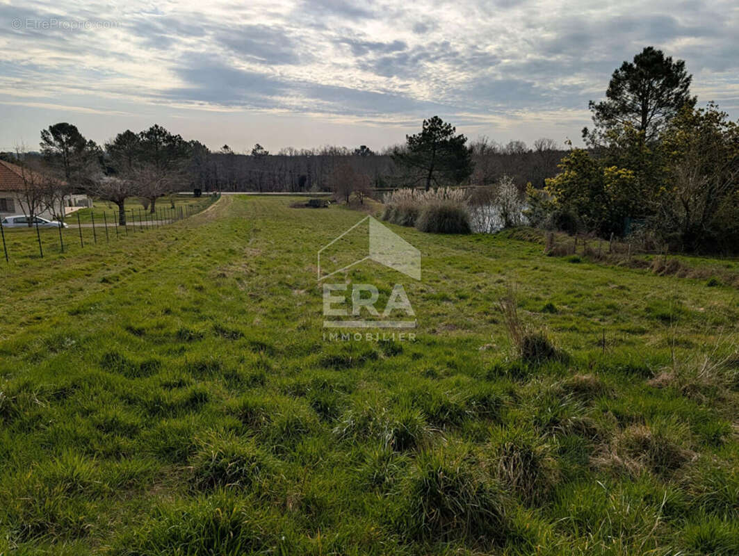 Maison à ECHOURGNAC