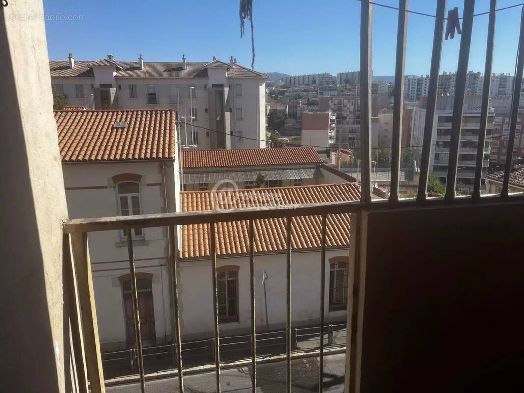 Appartement à MARSEILLE-3E