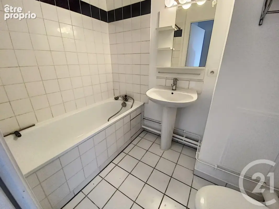 Appartement 2 pièces 52 m² à vendre à Lille (59800) - photo 7