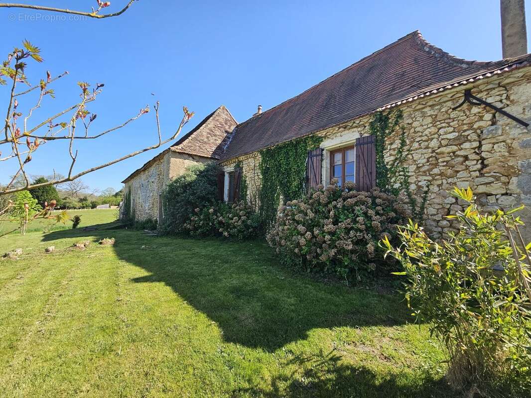 Maison à CAUSE-DE-CLERANS