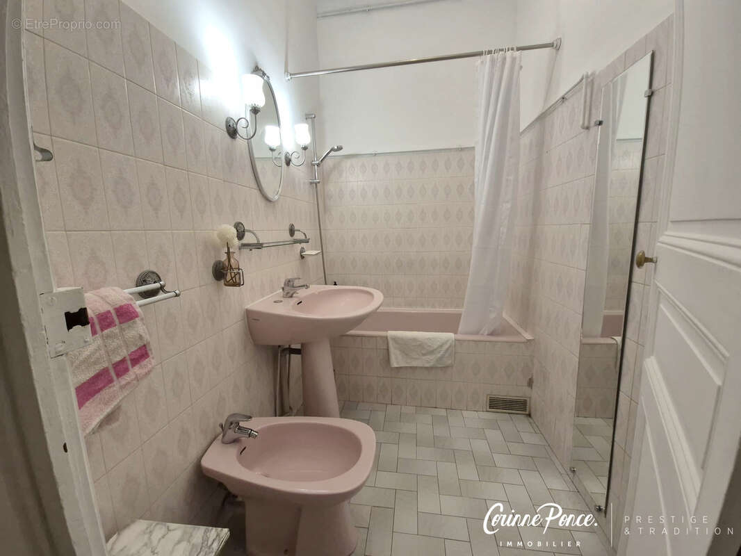 Appartement à NIMES