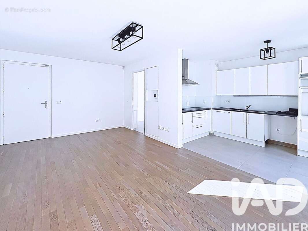 Photo 3 - Appartement à SURESNES