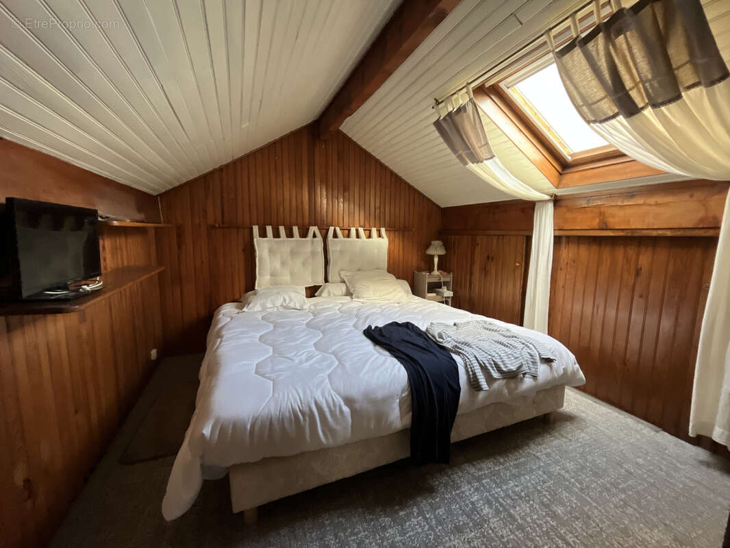 Maison à PARAY-VIEILLE-POSTE