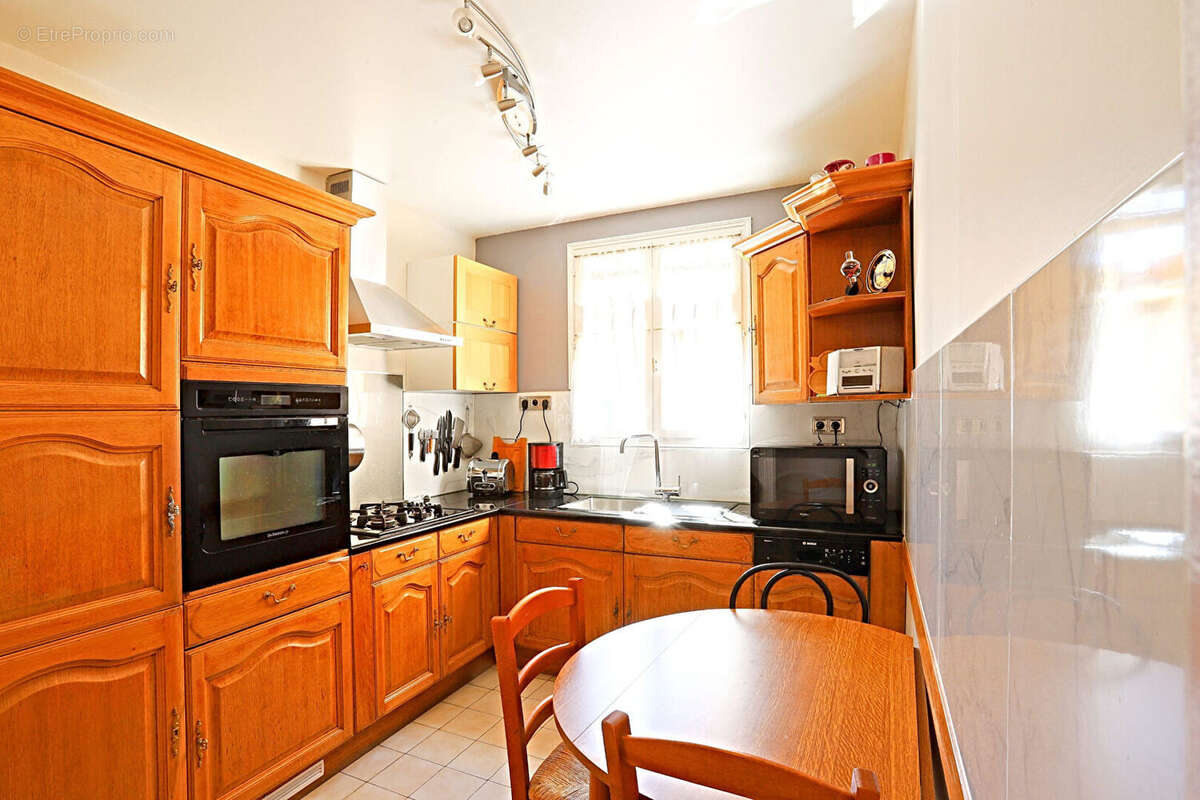 Maison à NANTERRE