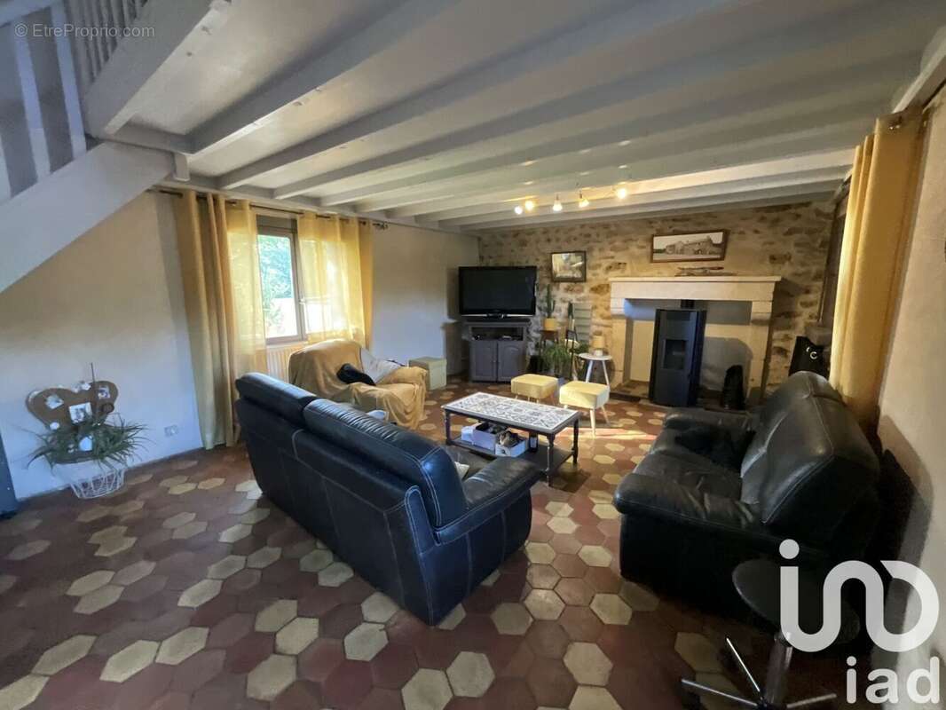 Photo 8 - Maison à ITEUIL