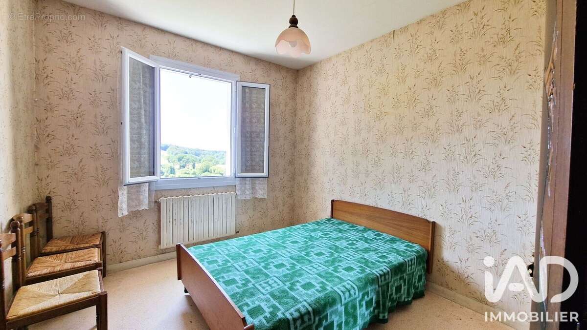 Maison 101 m² à Mael-Carhaix  - photo 6