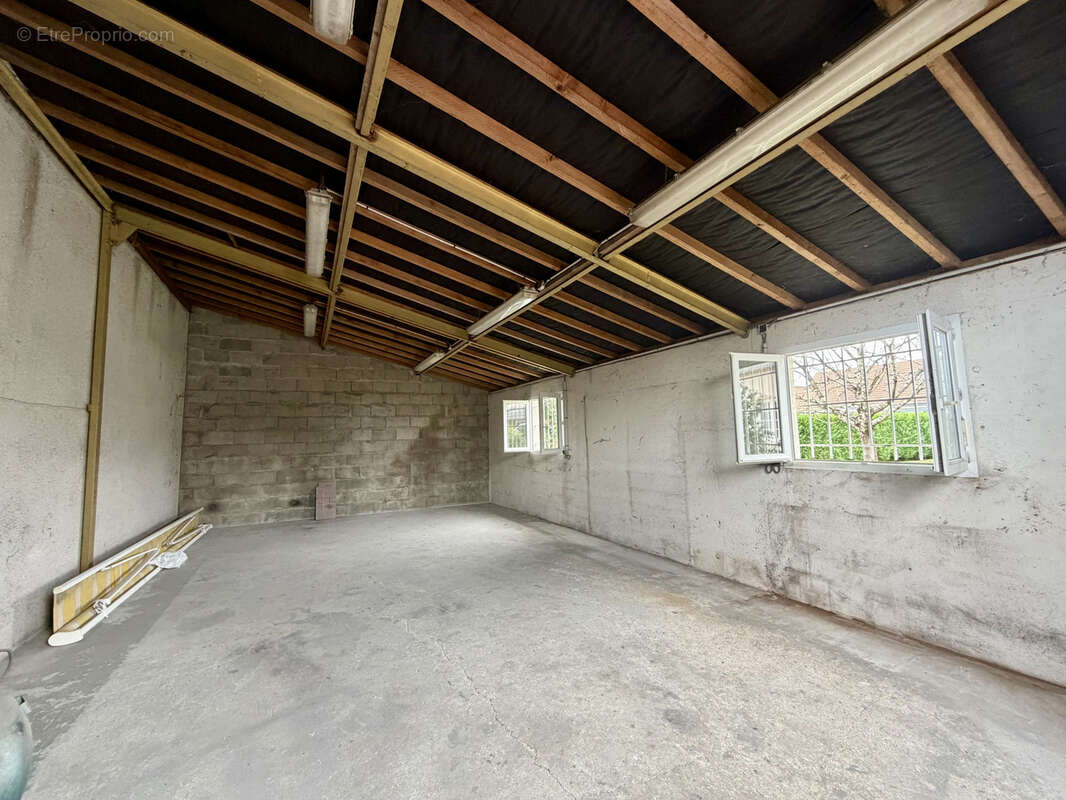 Maison à SAVONNIERES