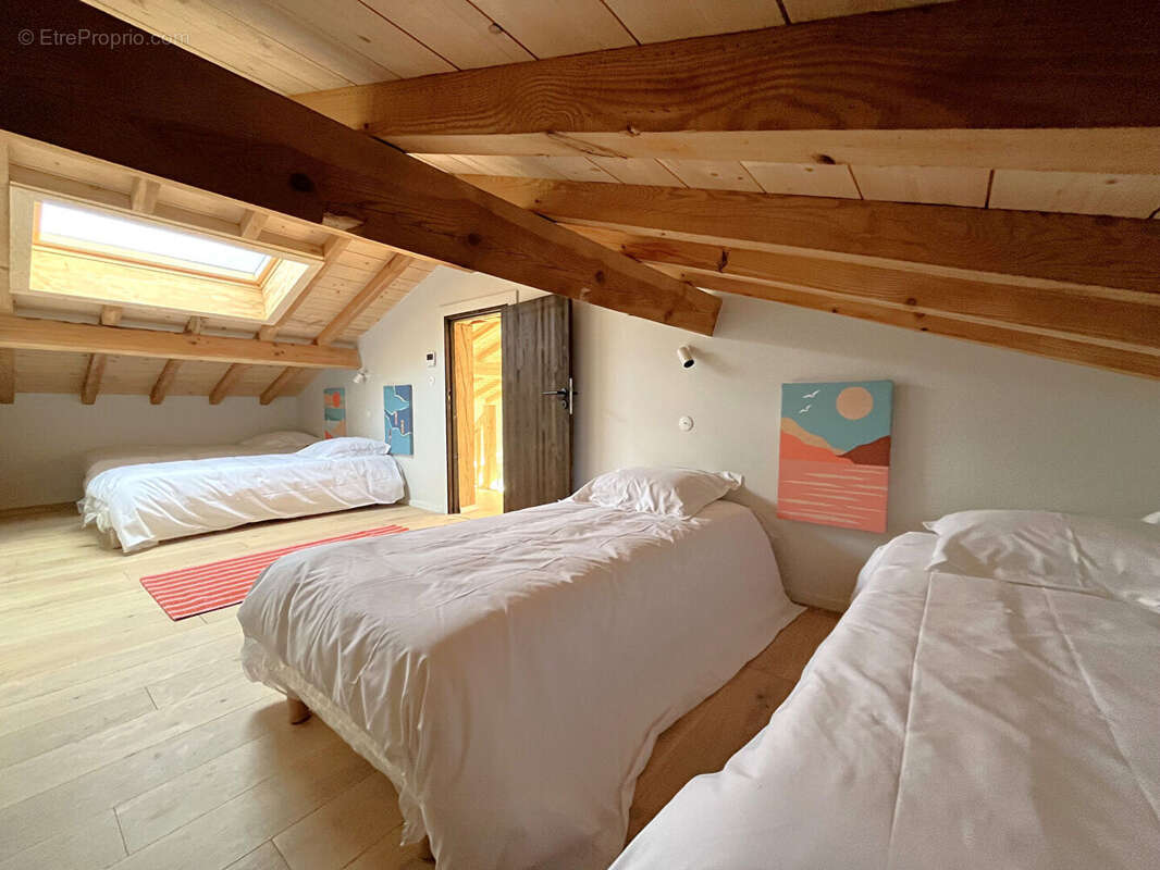 Maison à MOLIETS-ET-MAA