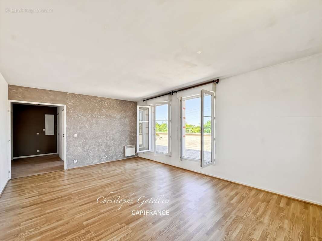 Dernier étage t4 (3 chambres) avec terrasse de 65 m² - photo 4
