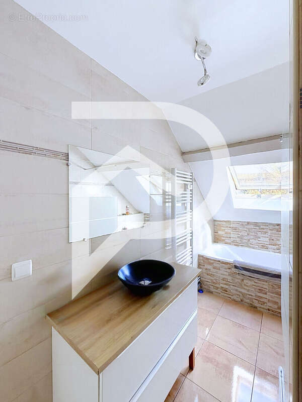 DREUX  Appartement 3 chambres avec stationnement gratuit - photo 16