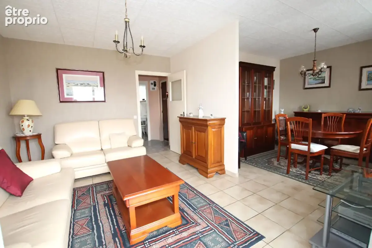 Appartement 4 pièces 2 ou 3 chambres balcon cave à vendre à METZ Sablon - photo 1