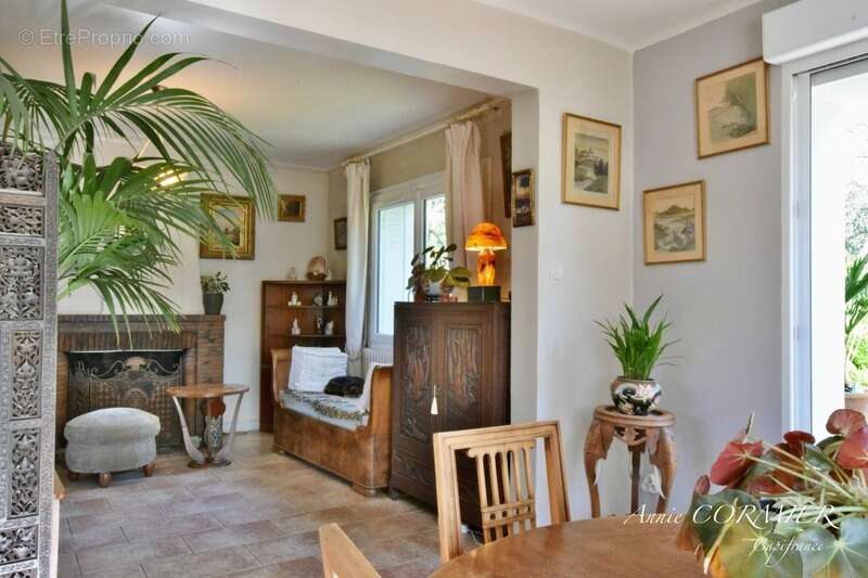 Maison à BRINON-SUR-SAULDRE