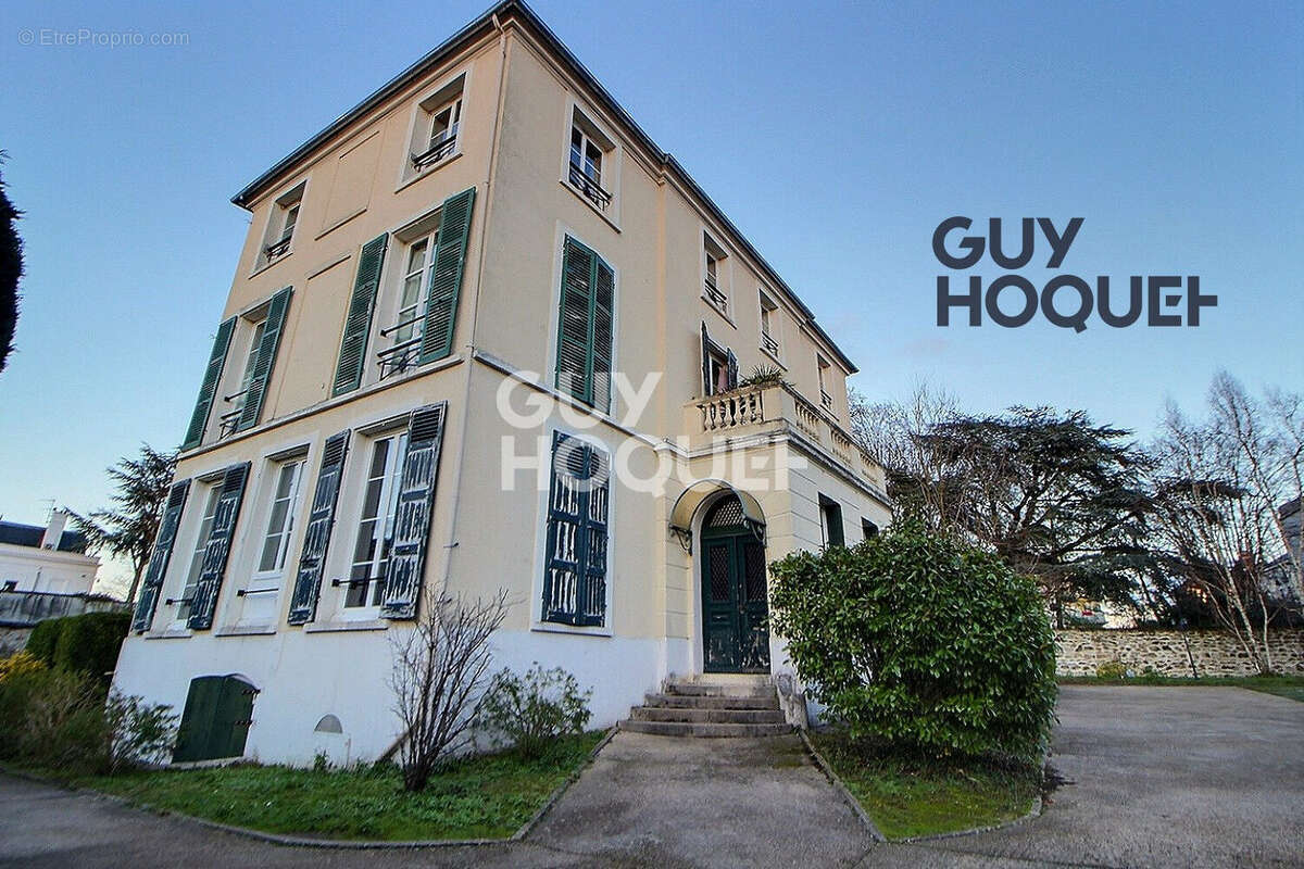 Appartement à LIMEIL-BREVANNES