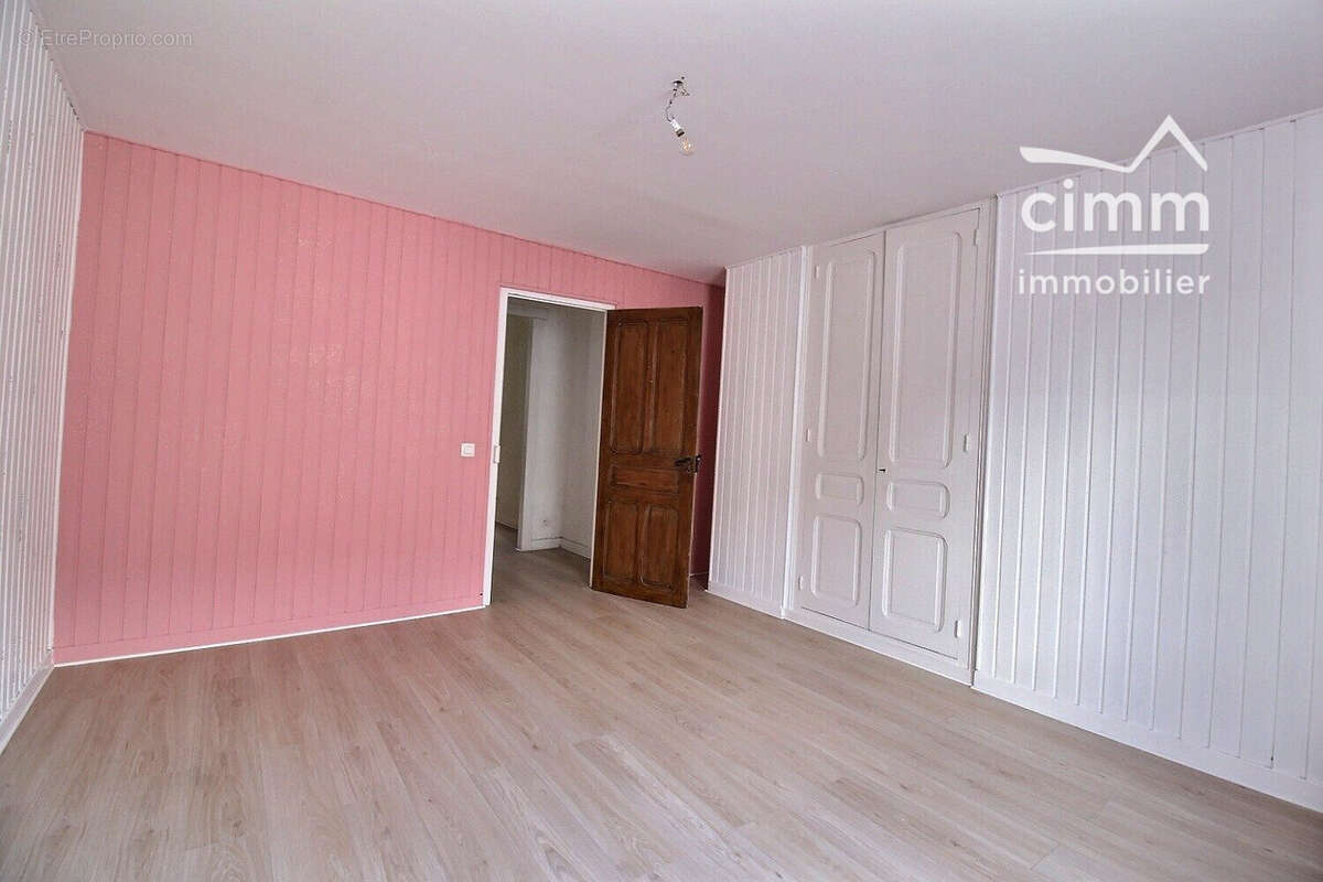 Appartement 76 m² à Sallanches  - photo 3