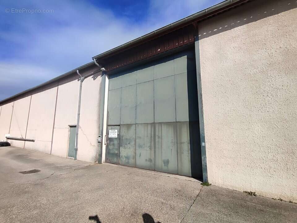 Autre à LA VERPILLIERE