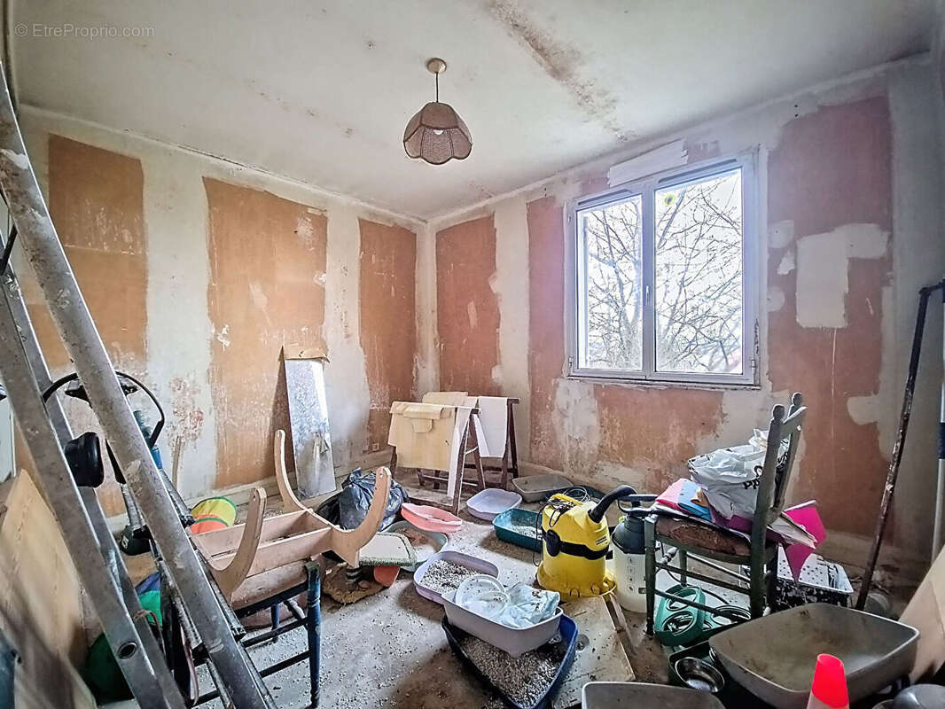 Terrain à LIMEIL-BREVANNES