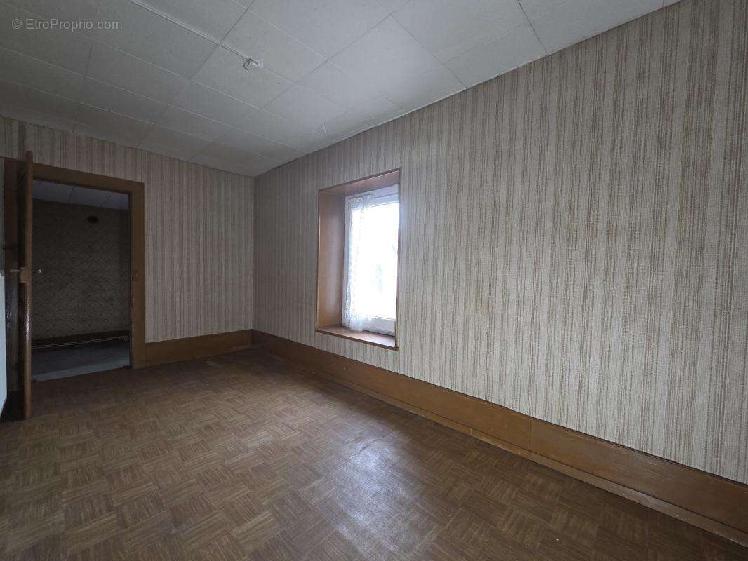 Appartement à FESCHES-LE-CHATEL