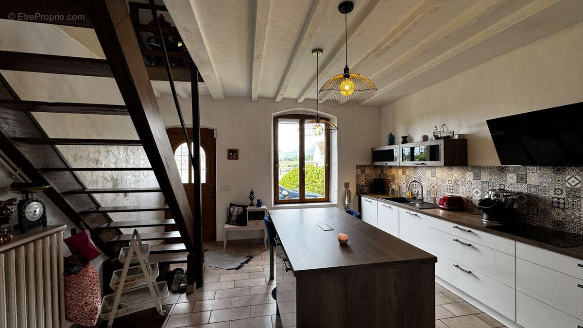 Maison à ETAIN