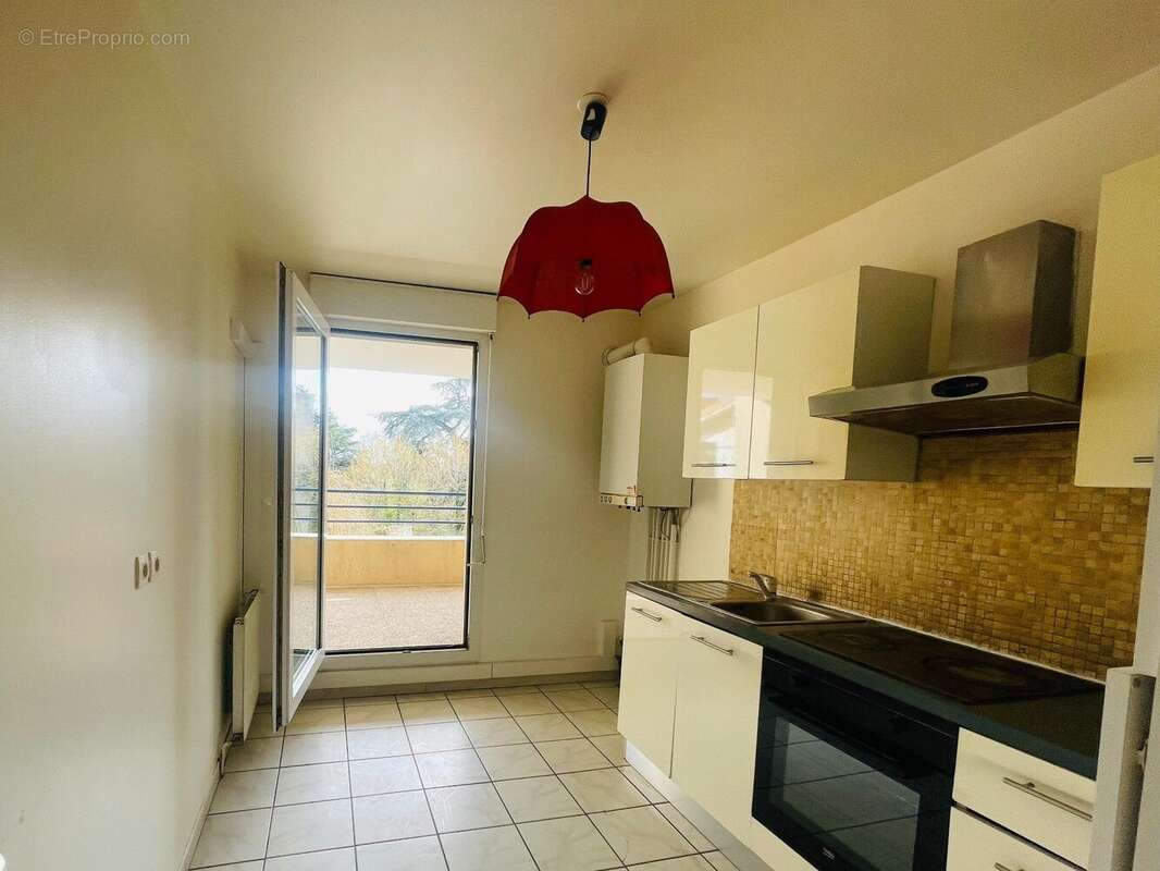 Appartement à ROMANS-SUR-ISERE