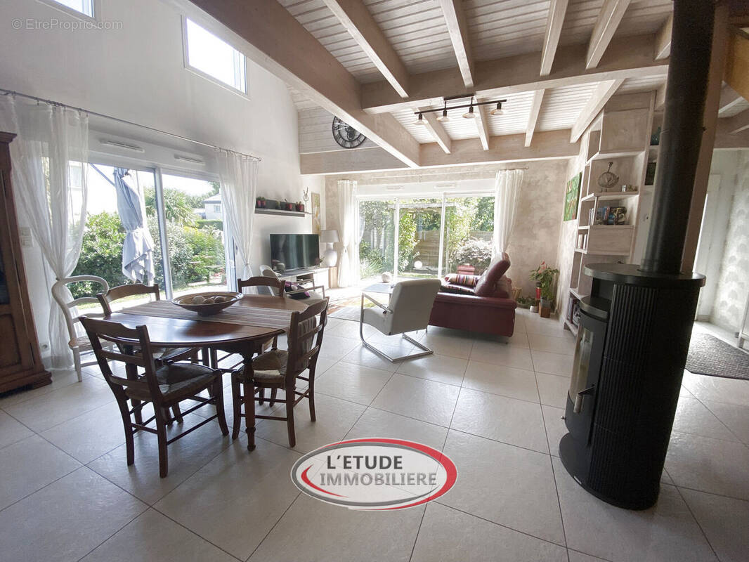 Photo 1 - Maison à LA CHAPELLE-SUR-ERDRE