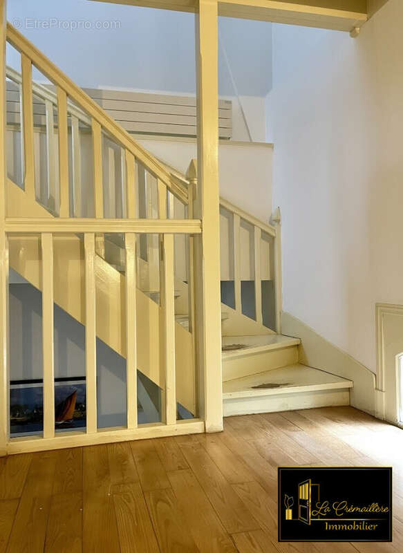 Appartement à SAINT-ARNOULT-EN-YVELINES