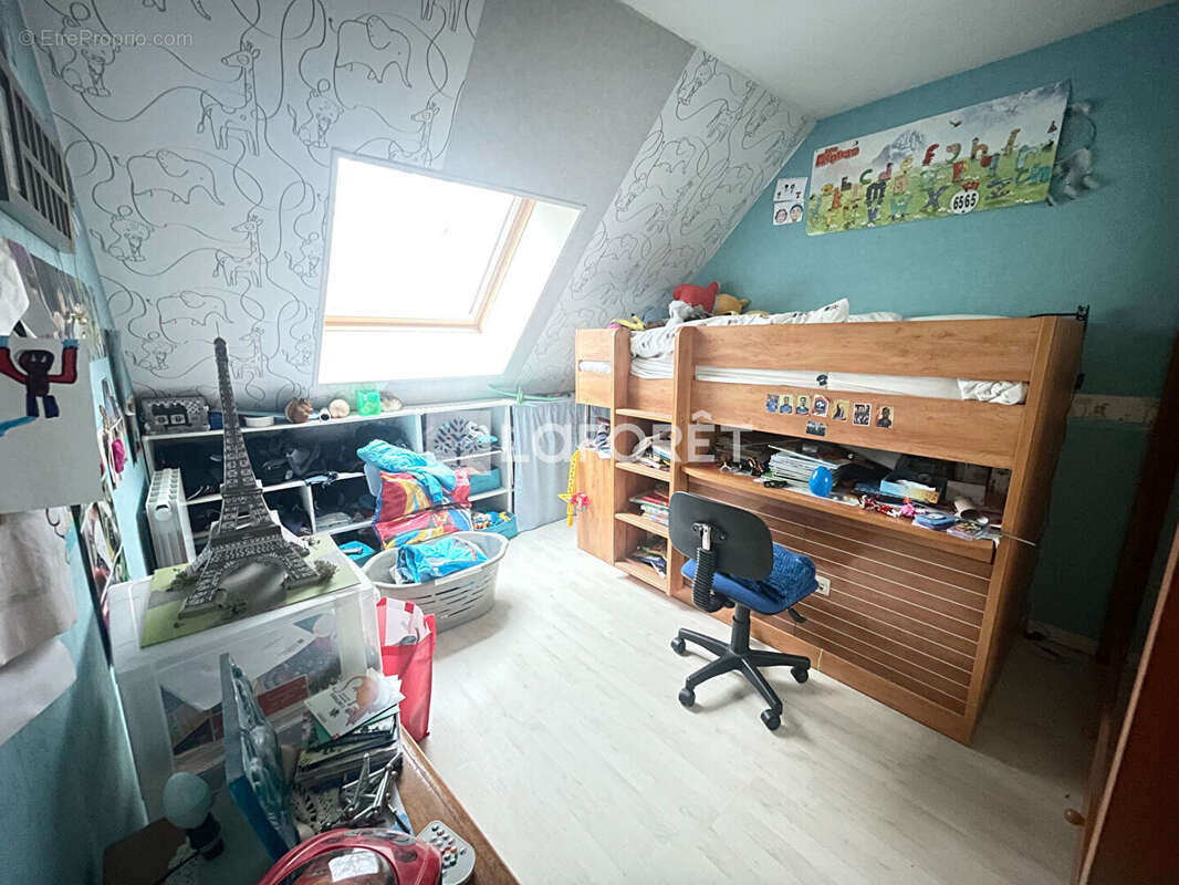 Maison à MOUSSEAUX-SUR-SEINE