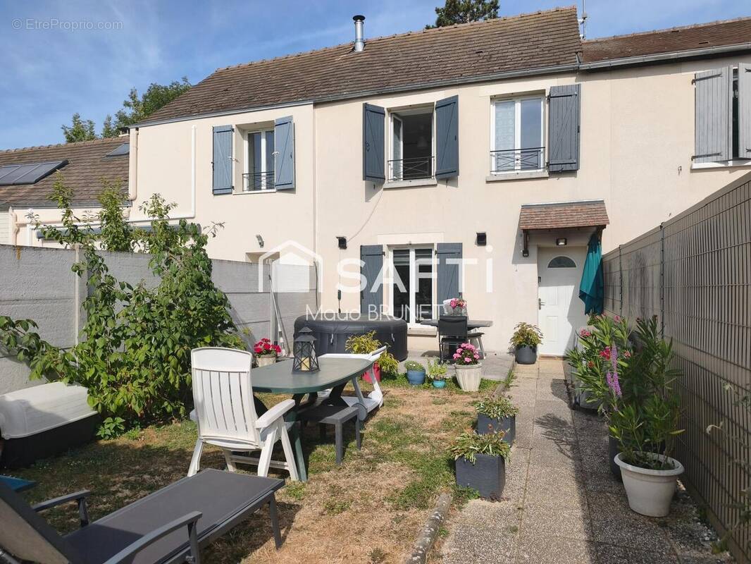 Photo 1 - Maison à LONGNES