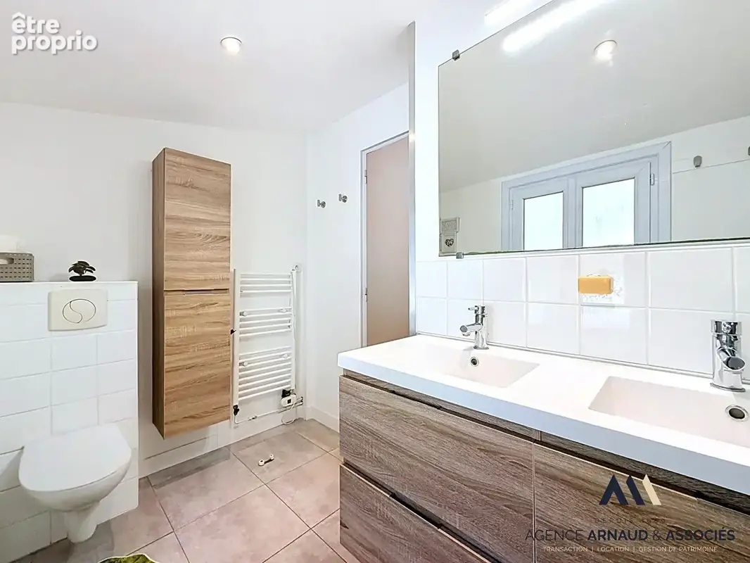Propriété avec vue dégagée sur un terrain en restanques avec piscine et 2 logements indépendants - photo 14