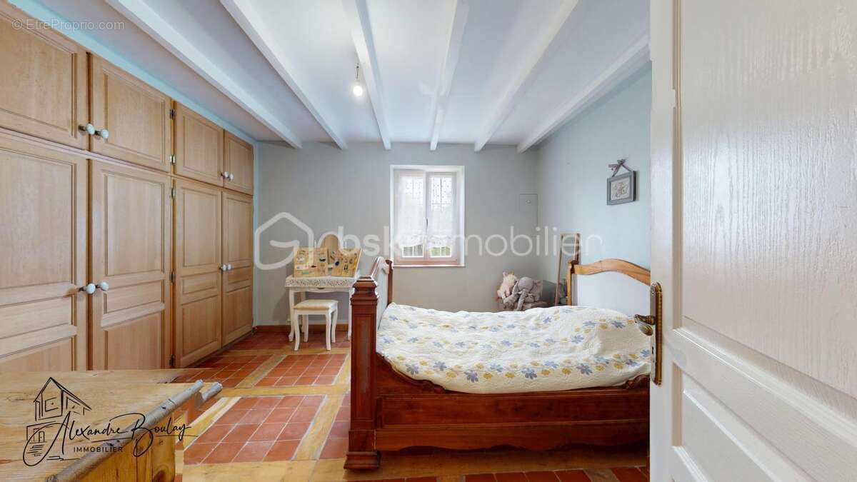 Maison à SAINT-LYE-LA-FORET
