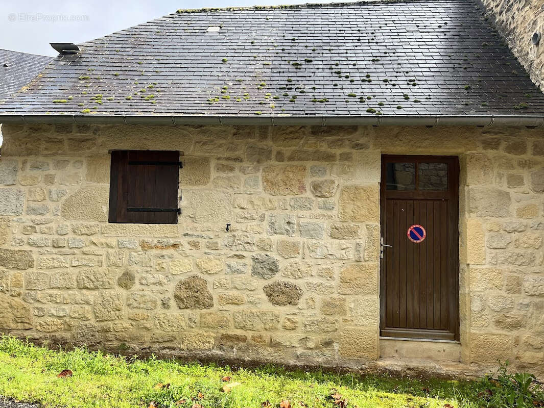 Maison à PERPEZAC-LE-BLANC