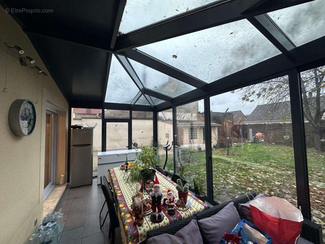 Maison à BEAUMONT-SUR-OISE