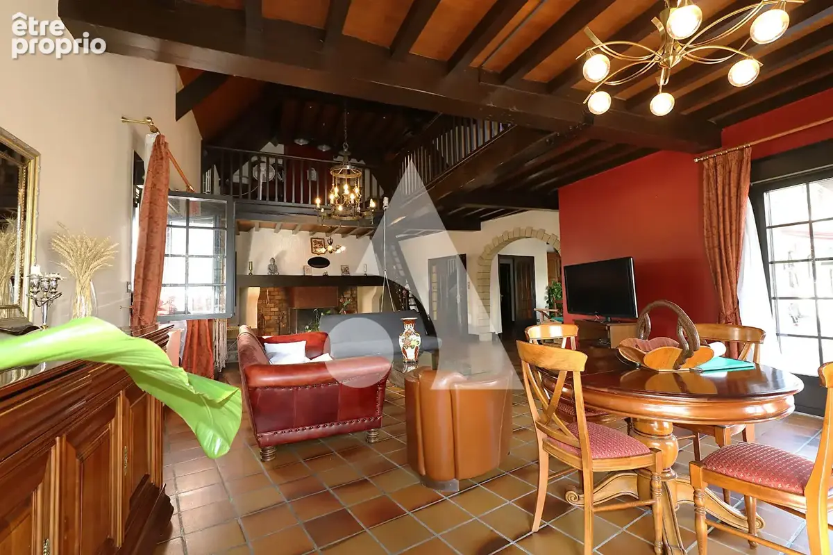 Villa sur les hauteurs de Lourdes de 9 pièces 438,52 m² - photo 7