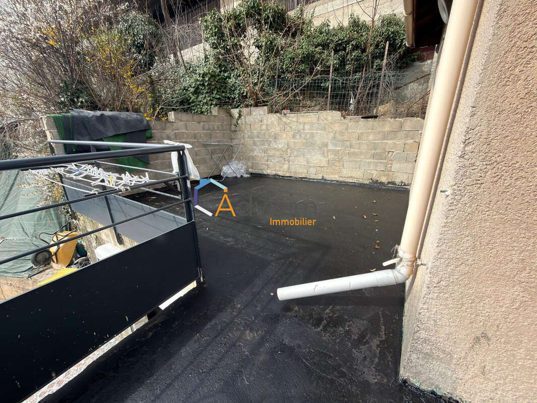 Terrasse - Maison à SAINT-CHAMOND