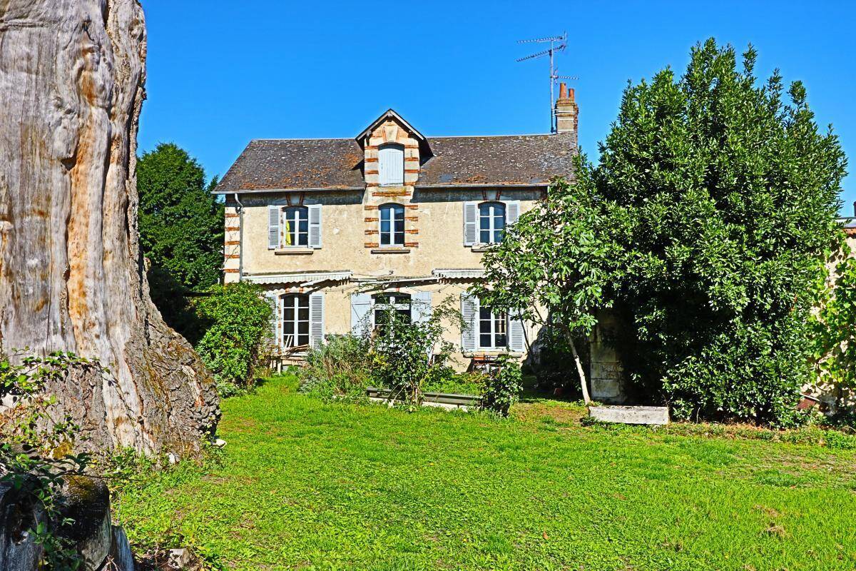 Maison à SAINT-SATUR